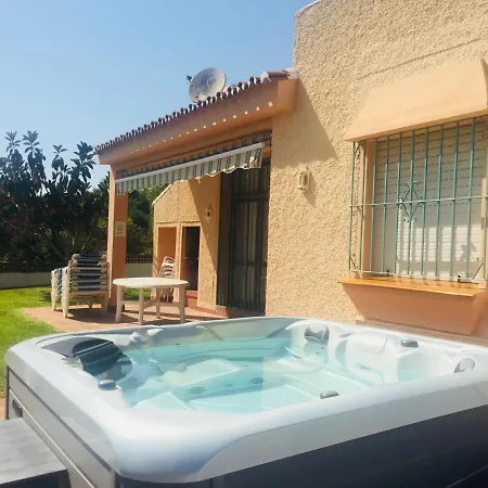 Вилла Marbesa With Jacuzzi Марбелья