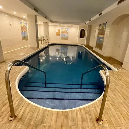 Marbesa With Jacuzzi Marbella