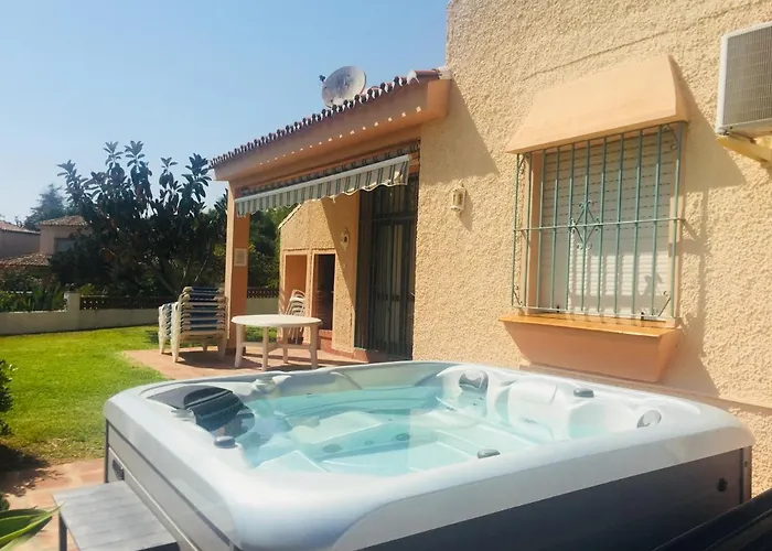 Willa Marbesa With Jacuzzi Marbella